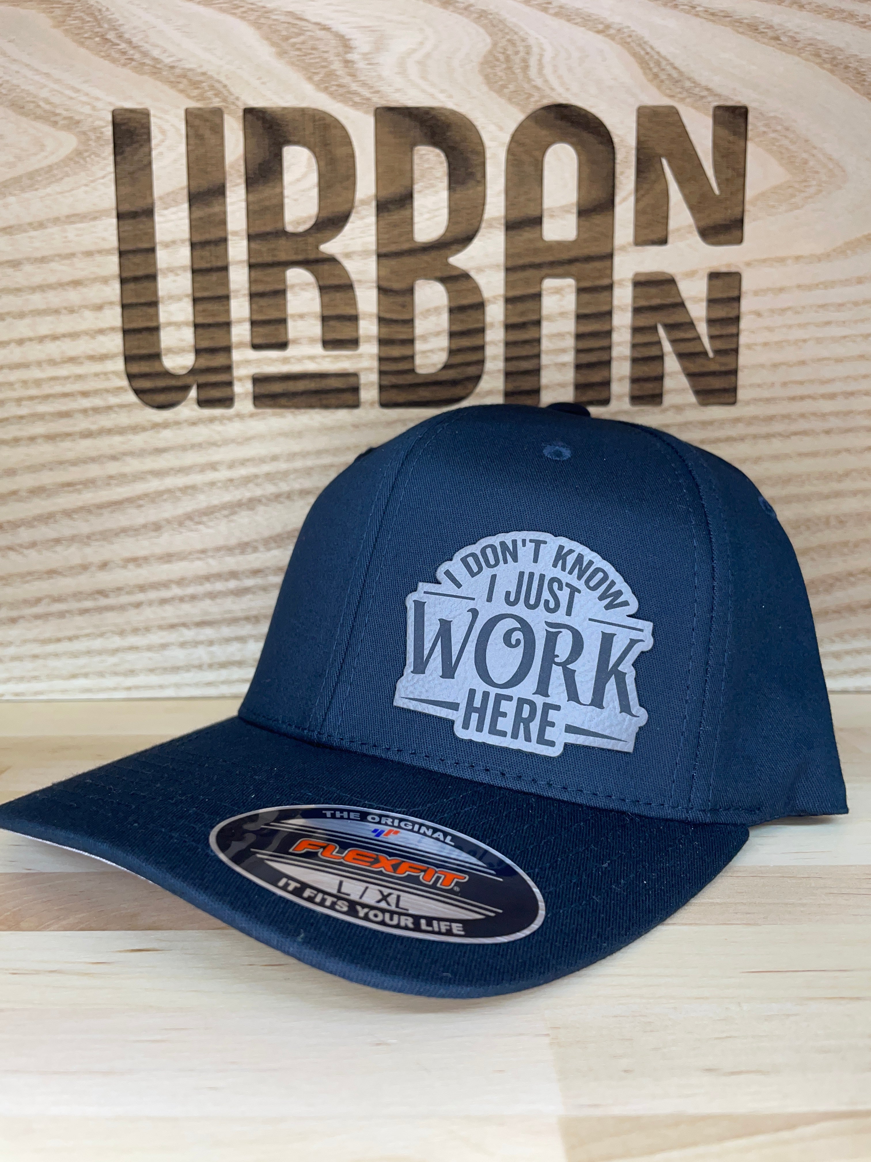 I Don't Know I Just Work Here Hat