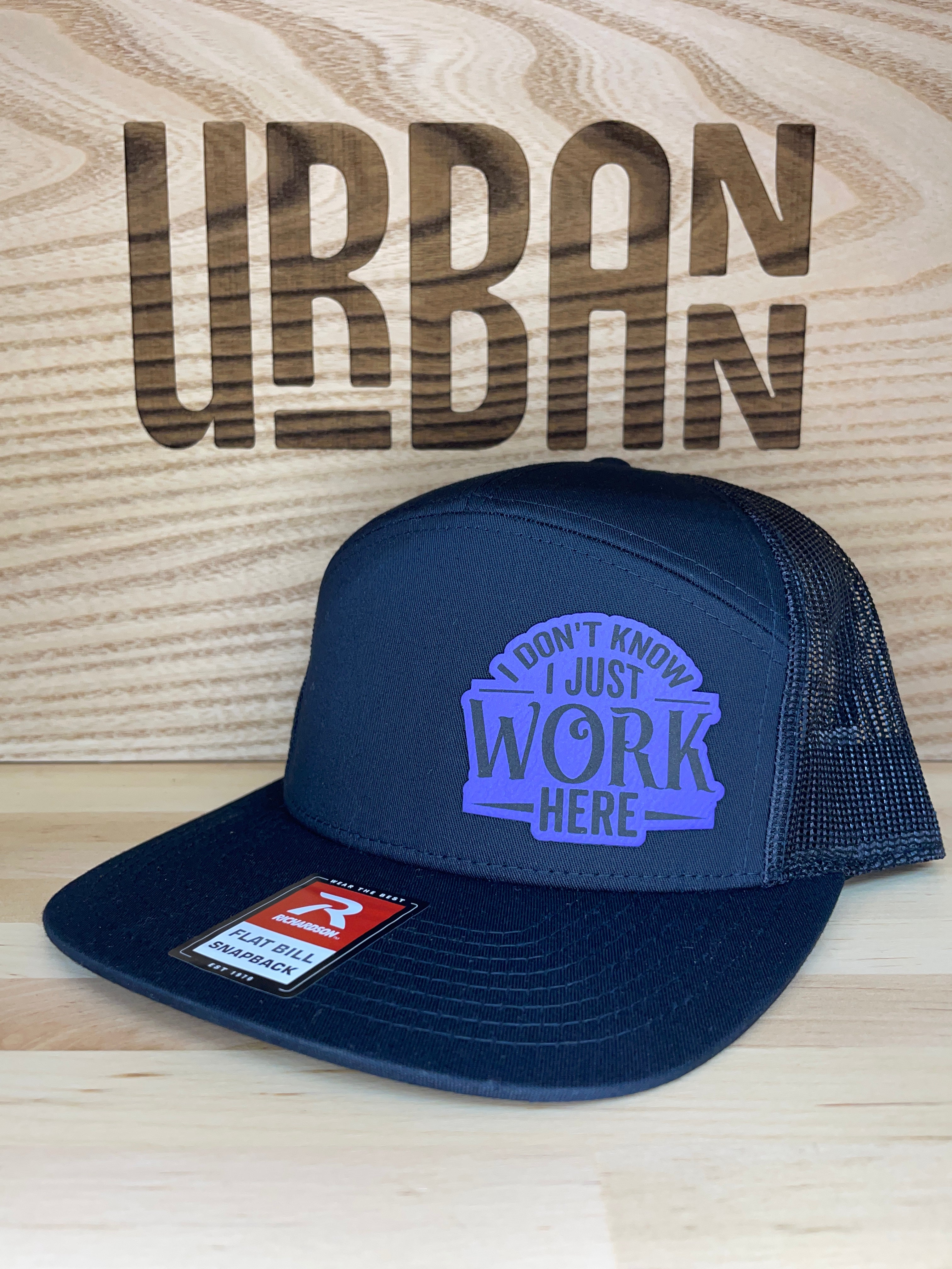 I Don't Know I Just Work Here Hat